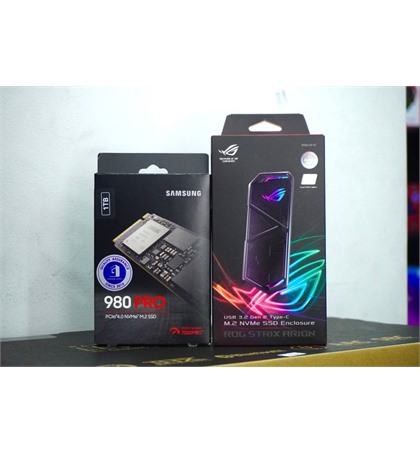 ASUS ROG STRIX ARION M.2 NVME SSD ENCLOSURE + M.2 PCIE Combo