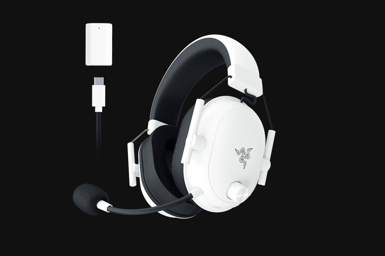Razer BlackShark V2 HyperSpeed - Wireless Ultra-Lightweight Esports Headset - White Edition