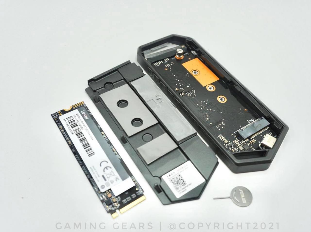 ASUS ROG STRIX ARION M.2 NVME SSD ENCLOSURE + M.2 PCIE Combo