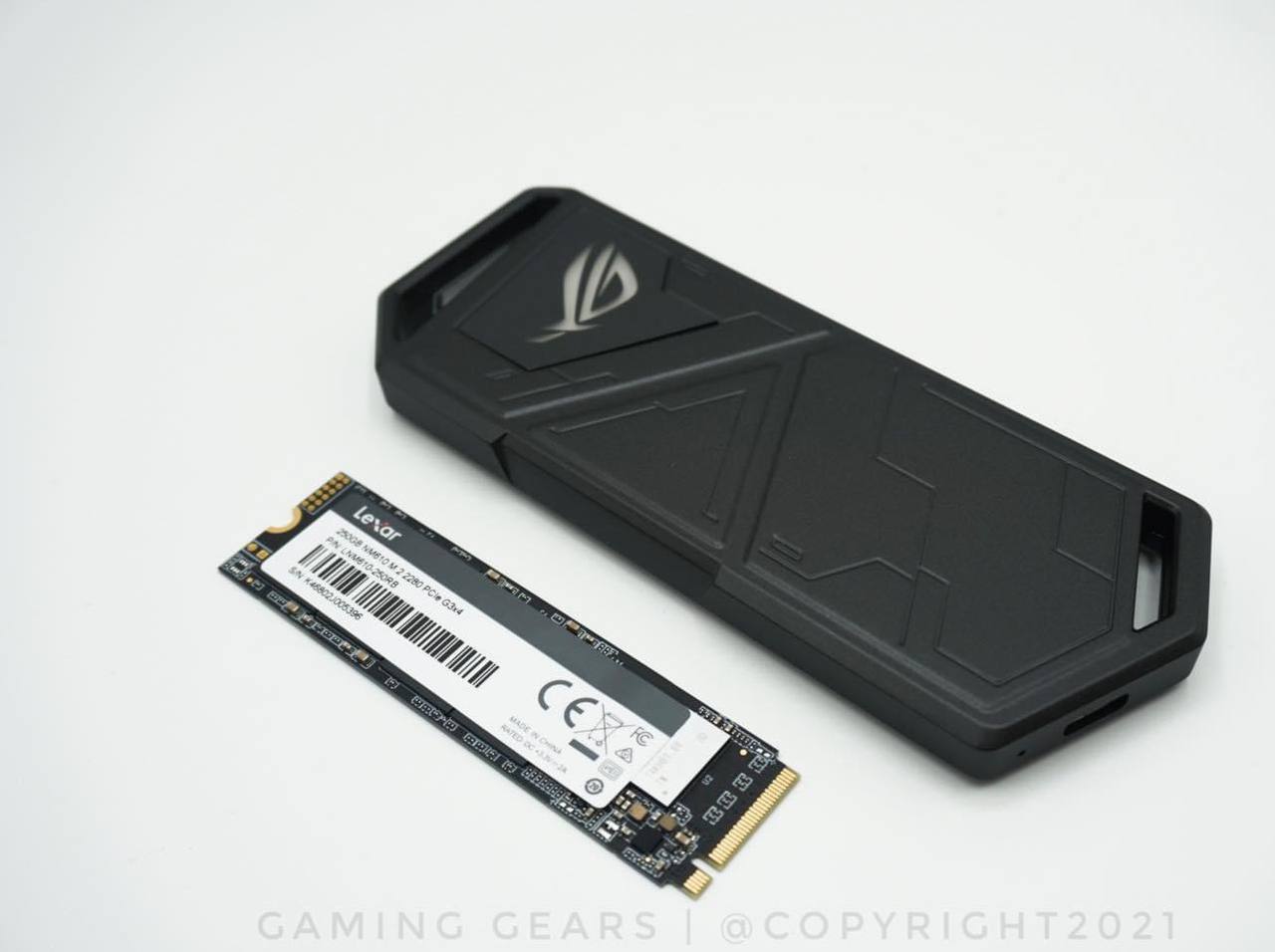 ASUS ROG STRIX ARION M.2 NVME SSD ENCLOSURE + M.2 PCIE Combo